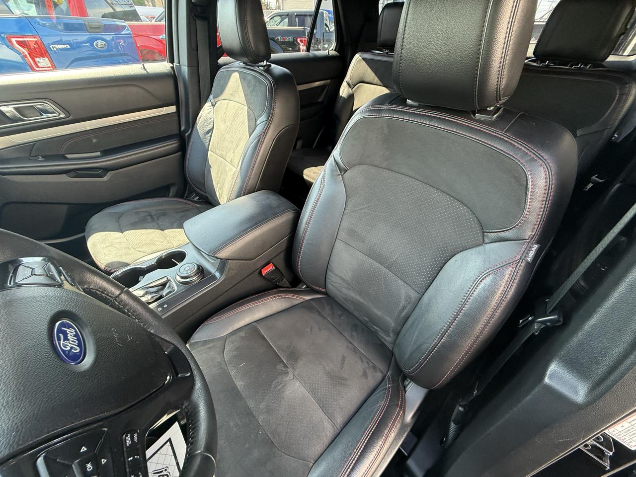 Ford Explorer XLT 4WD 2018