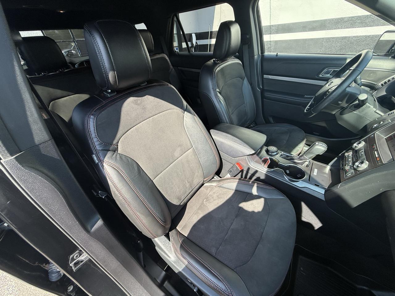 Ford Explorer XLT 4WD 2018