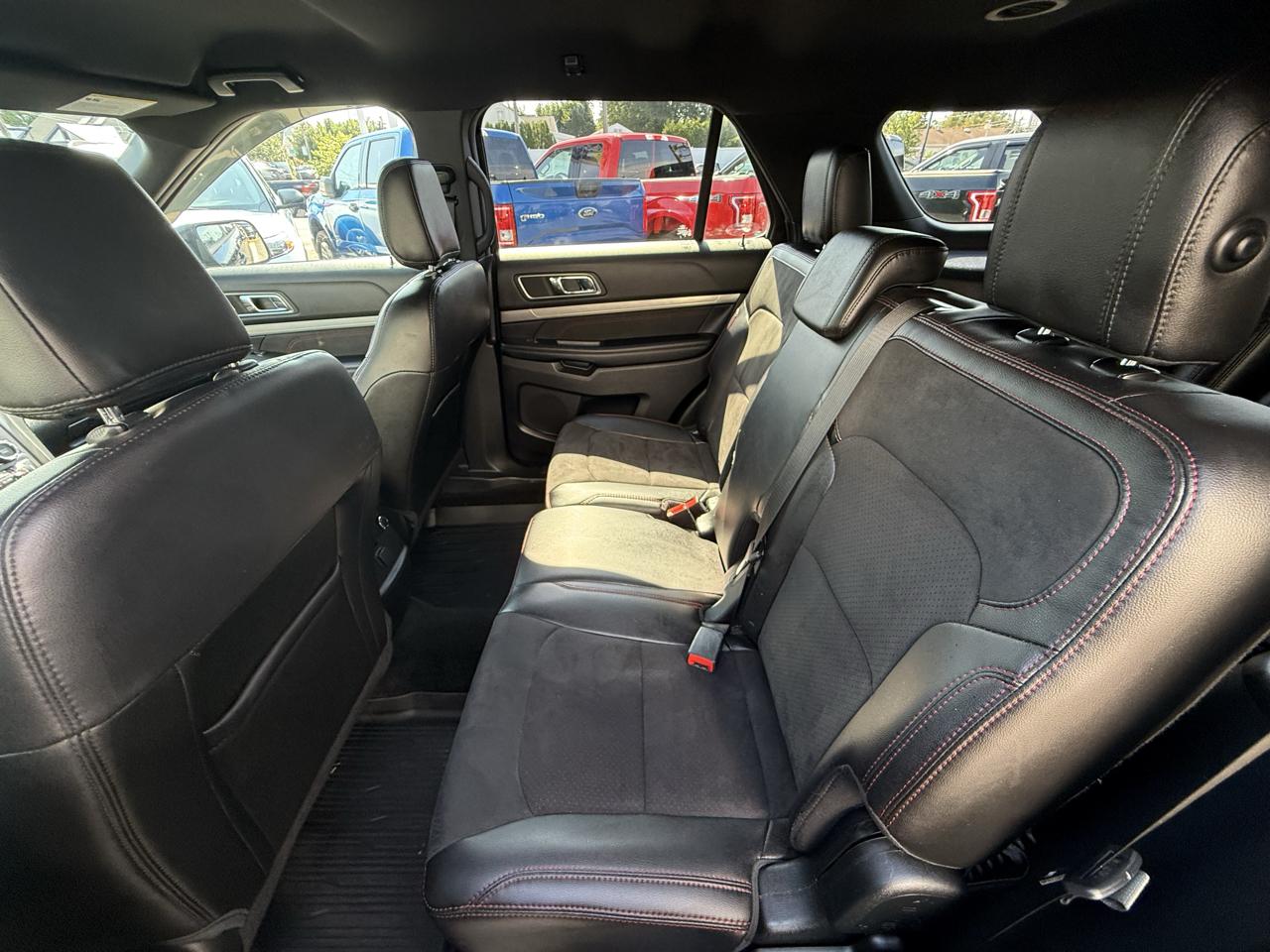 Ford Explorer XLT 4WD 2018