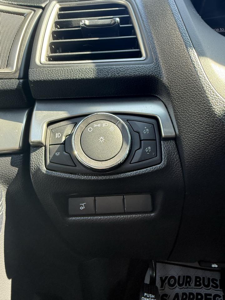 Ford Explorer XLT 4WD 2018