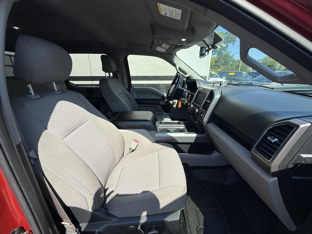 Ford F-150 XLT SuperCrew 6.5-ft. Bed 4WD 2017