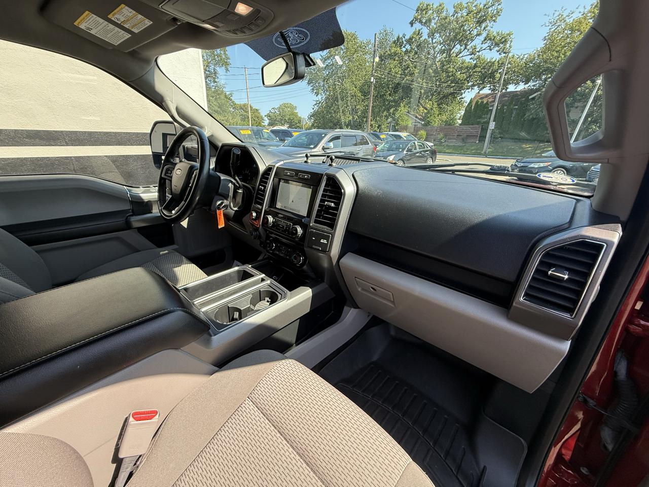 Ford F-150 XLT SuperCrew 6.5-ft. Bed 4WD 2017