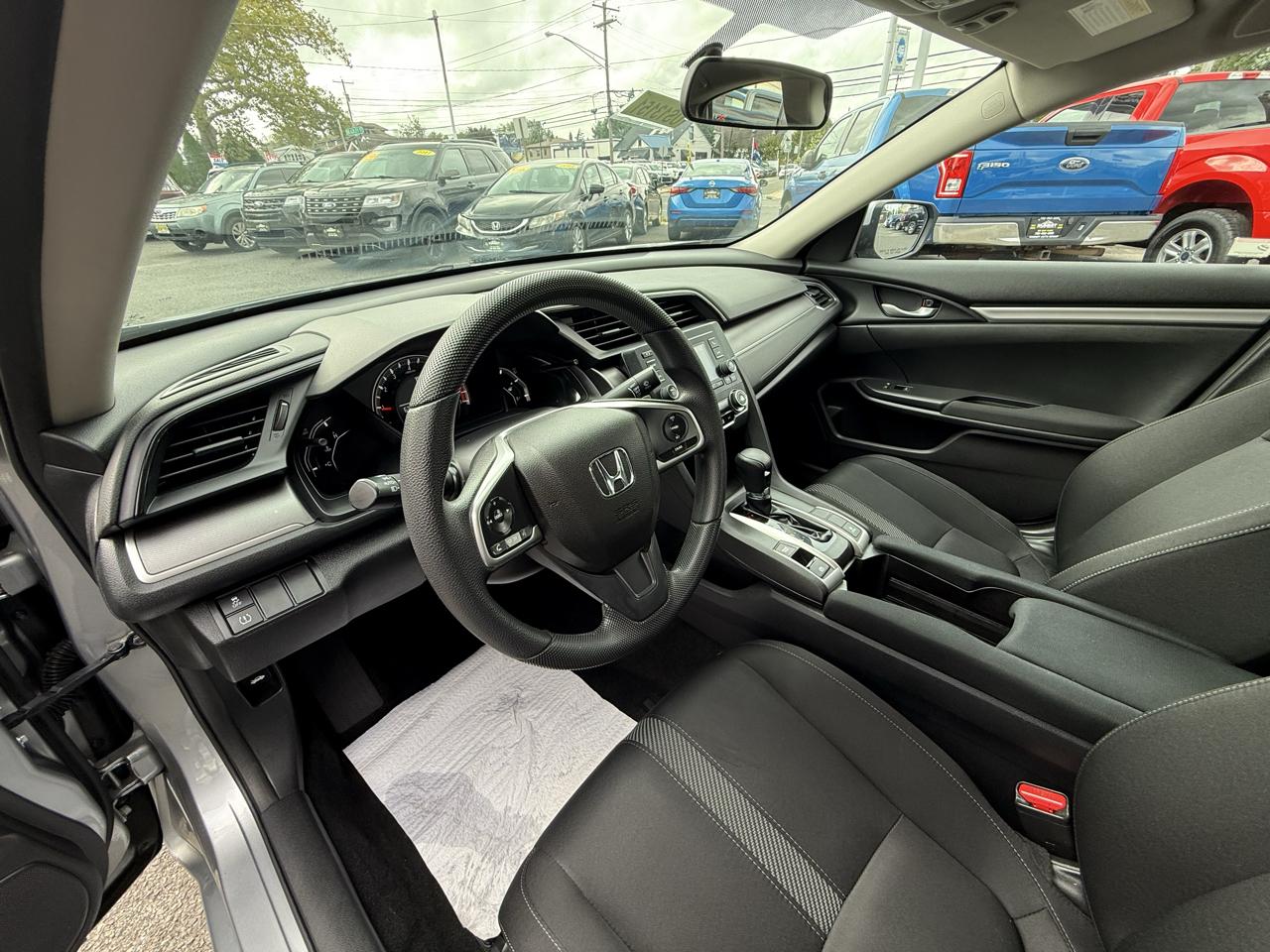 Honda Civic LX Sedan CVT 2016