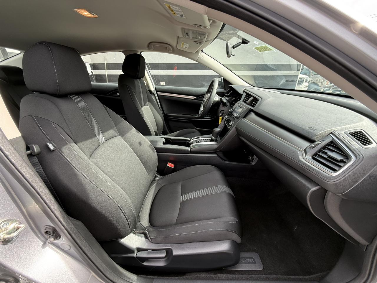 Honda Civic LX Sedan CVT 2016
