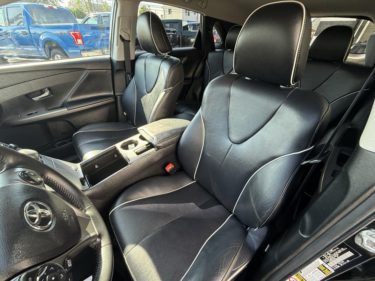 Toyota Venza XLE V6 AWD 2015