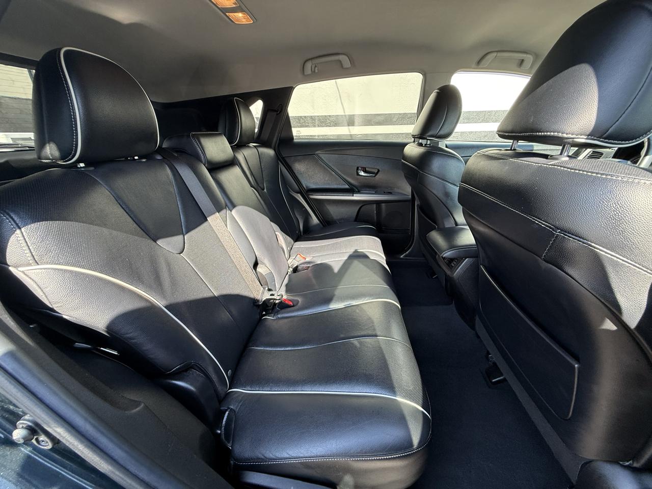 Toyota Venza XLE V6 AWD 2015
