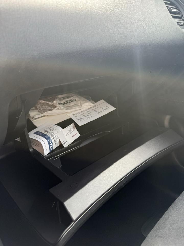 Nissan Pathfinder SV 4WD 2015