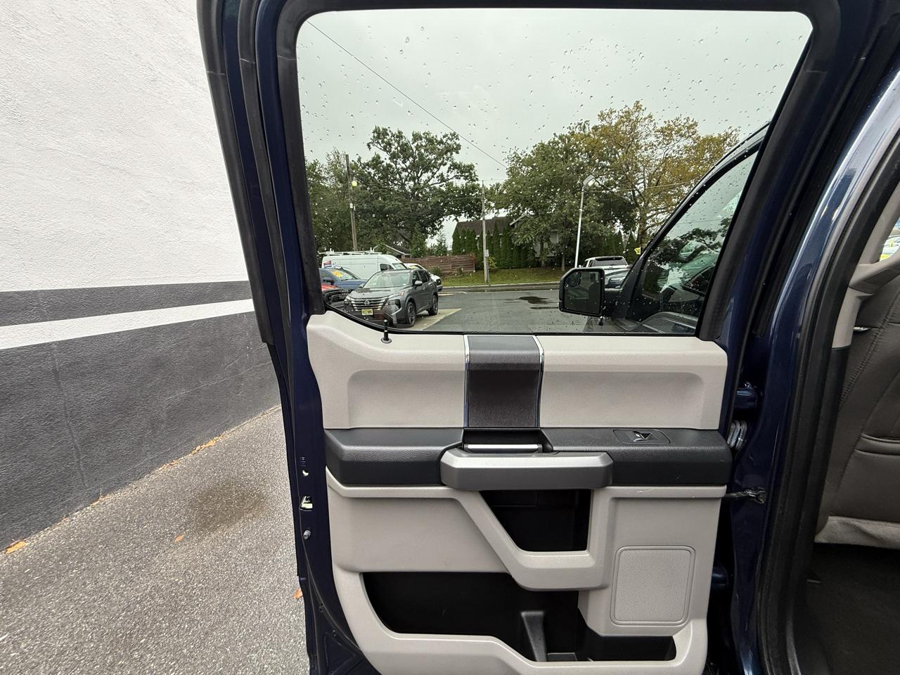 Ford F-150 XLT SuperCrew 5.5-ft. Bed 4WD 2018