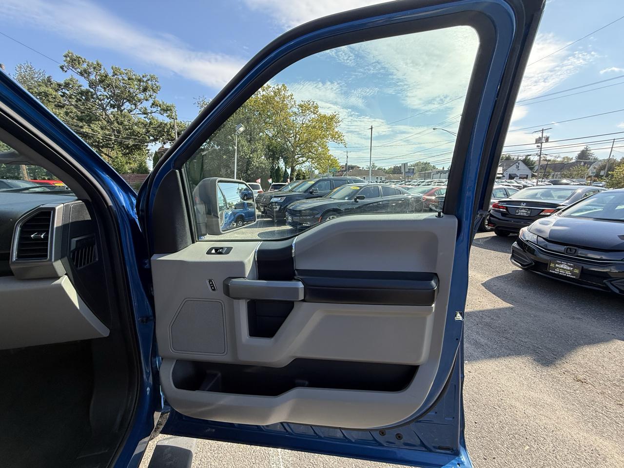 Ford F-150 XLT SuperCrew 6.5-ft. Bed 4WD 2017