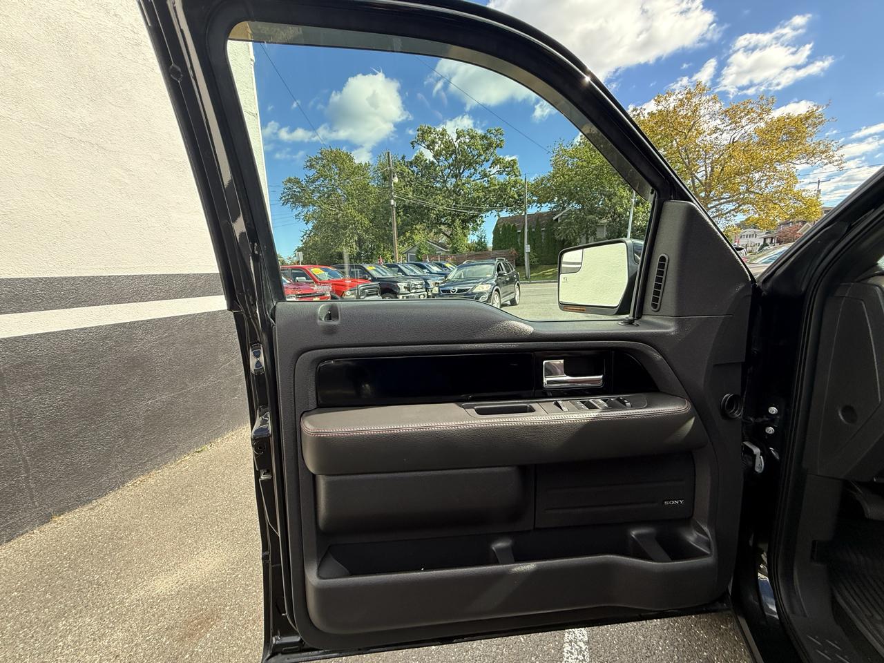 Ford F-150 Limited SuperCrew 4WD 2013