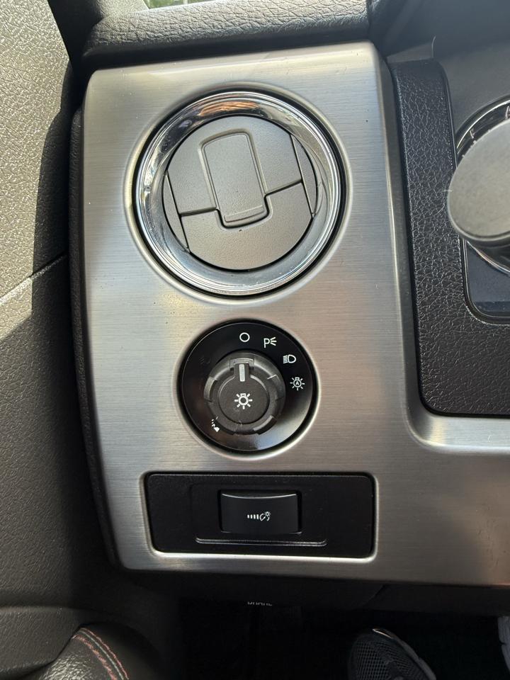 Ford F-150 Limited SuperCrew 4WD 2013