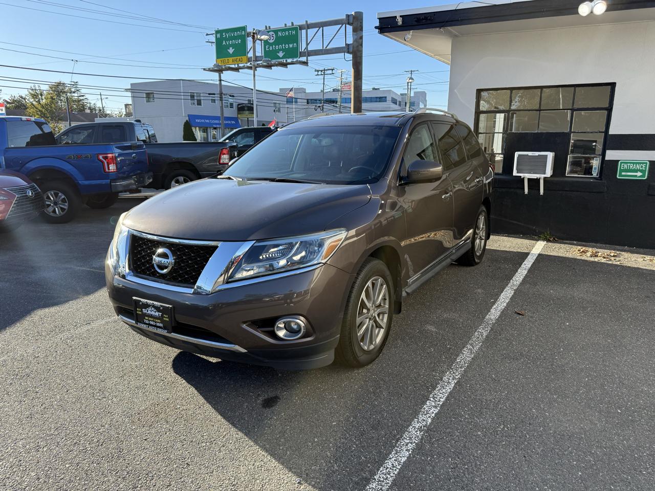 2015 Nissan Pathfinder SL 4WD
