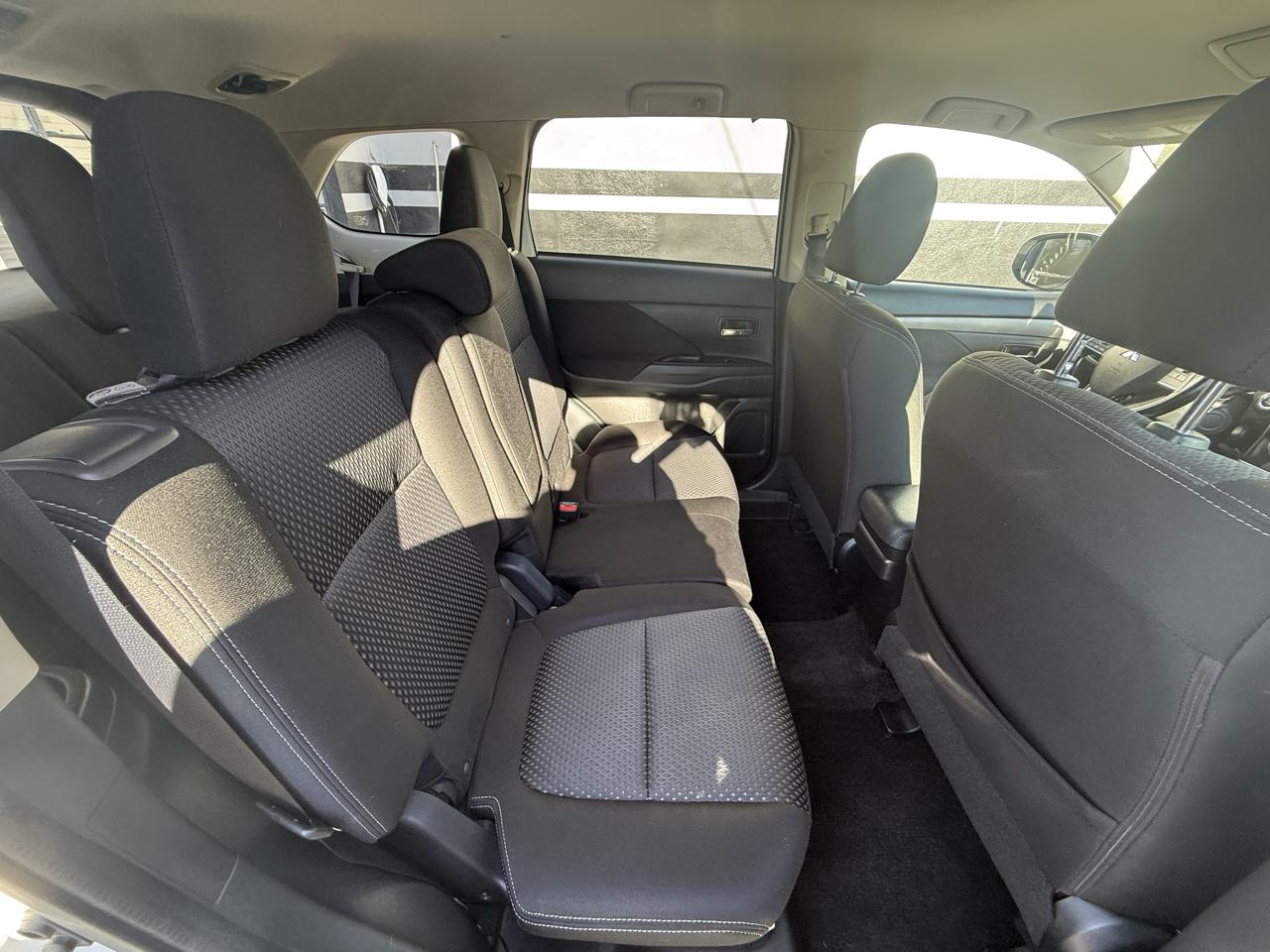 Mitsubishi Outlander SE AWD 2016