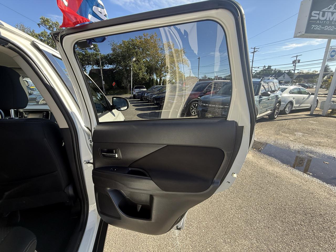 Mitsubishi Outlander SE AWD 2016