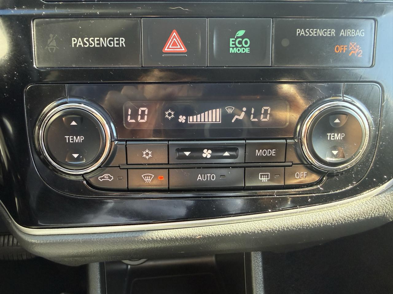 Mitsubishi Outlander SE AWD 2016
