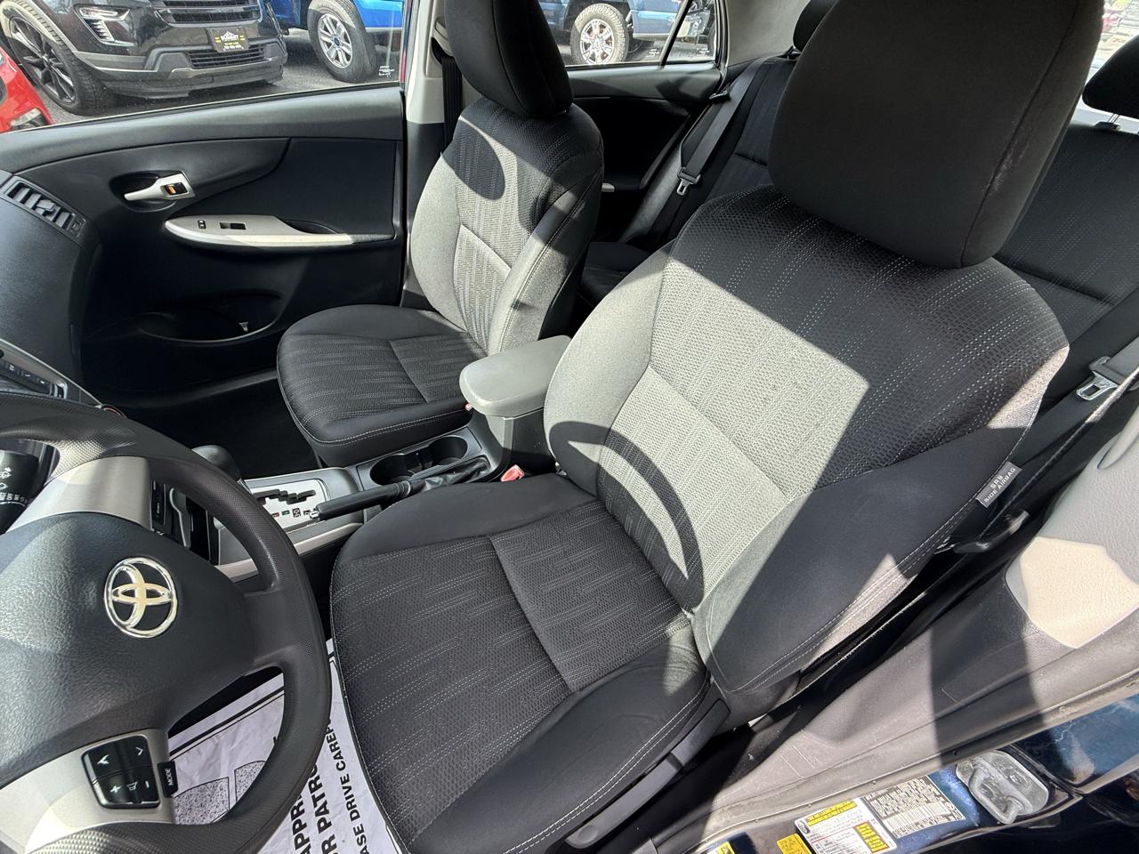 Toyota Corolla S 4D Sedan 2013