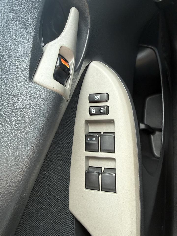 Toyota Corolla S 4D Sedan 2013