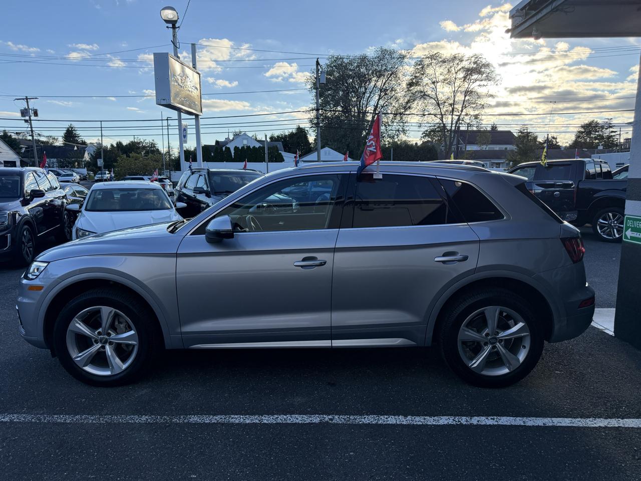 Audi Q5 2.0T Premium quattro 2020