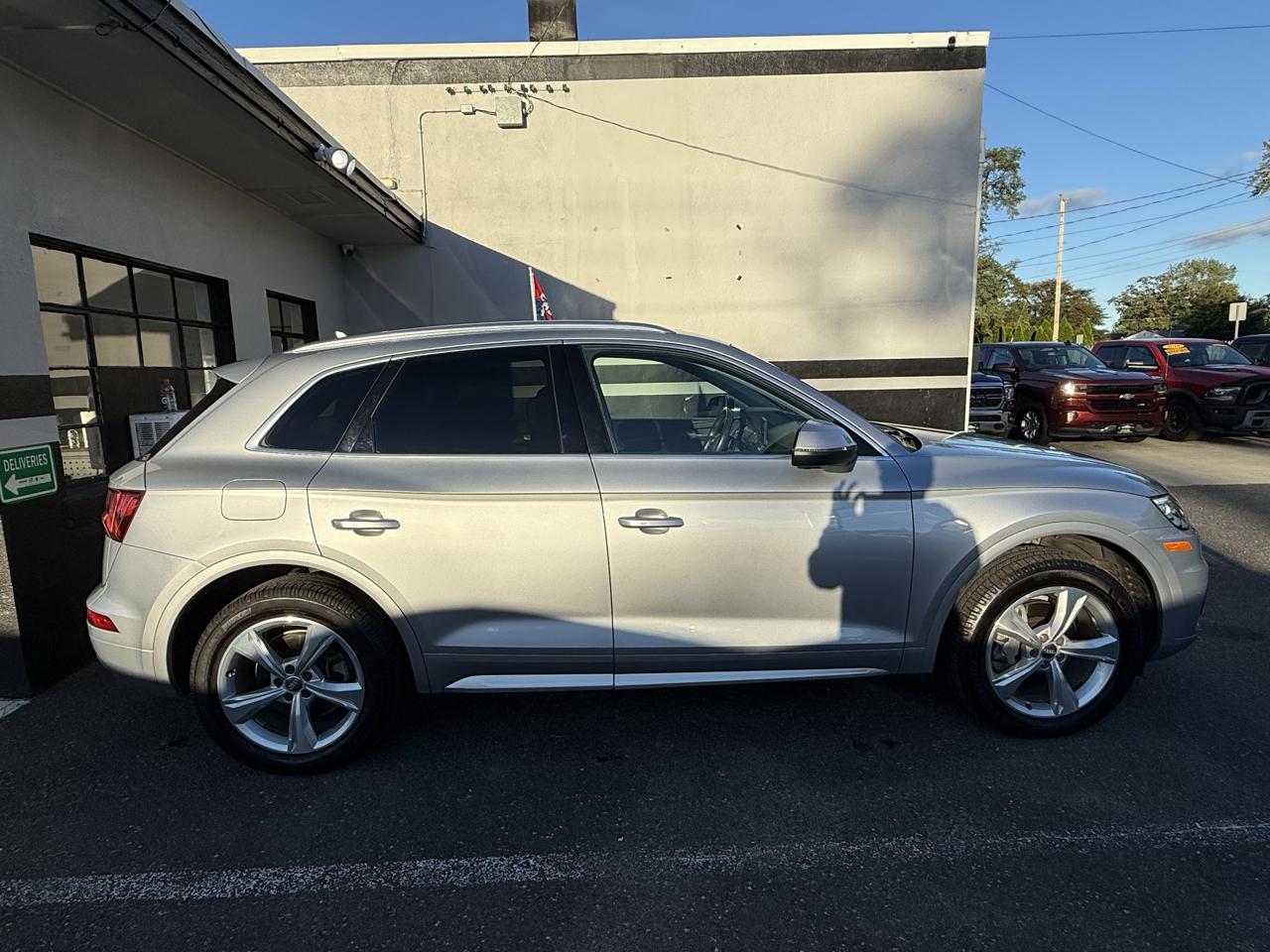 Audi Q5 2.0T Premium quattro 2020