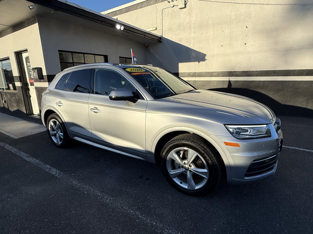 Audi Q5 2.0T Premium quattro 2020