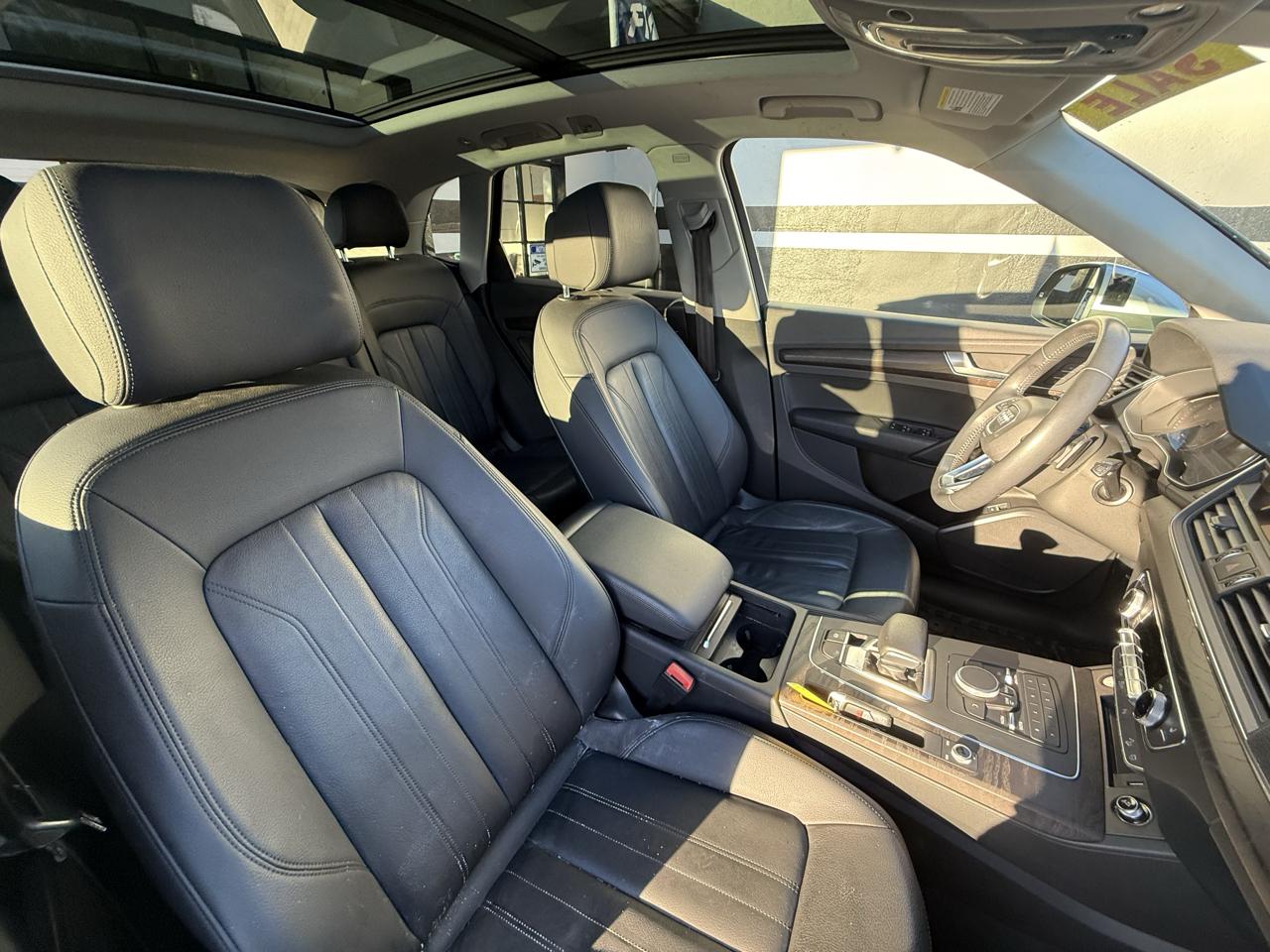 Audi Q5 2.0T Premium quattro 2020