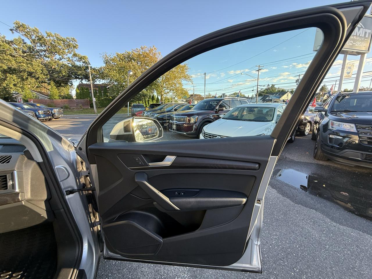 Audi Q5 2.0T Premium quattro 2020