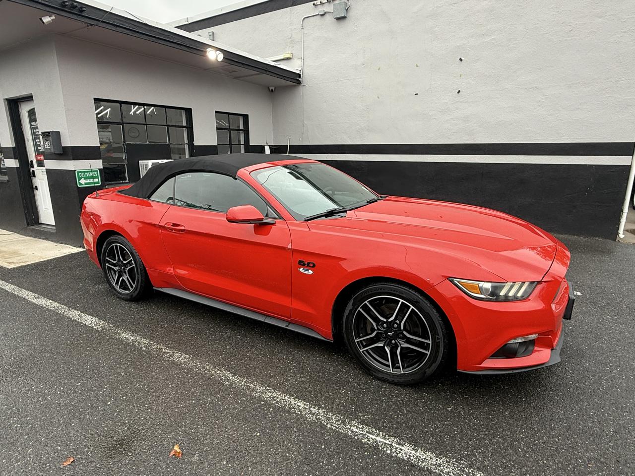 Ford Mustang V6 Convertible 2015