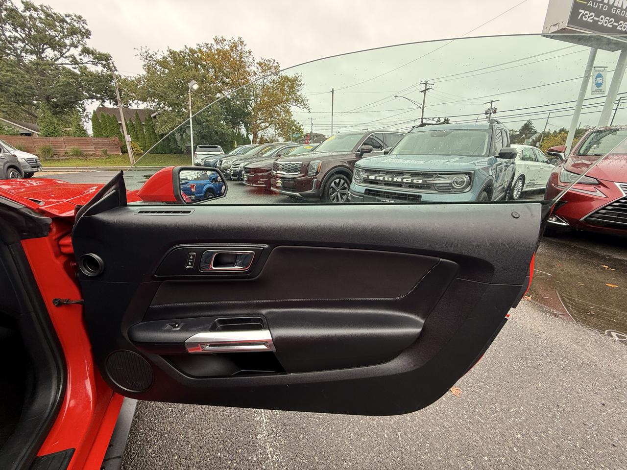 Ford Mustang V6 Convertible 2015