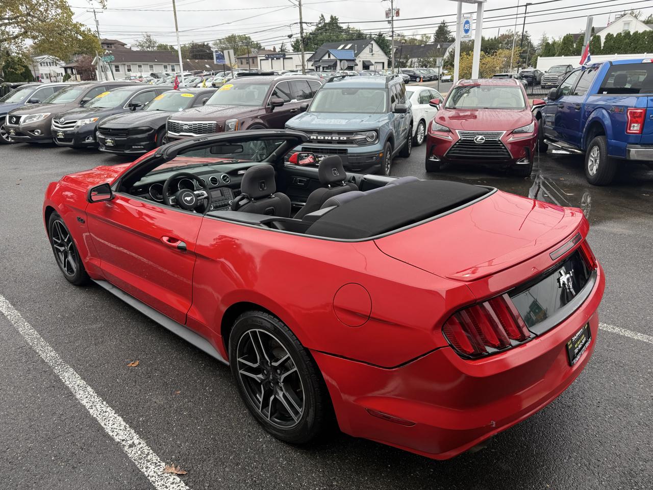 Ford Mustang V6 Convertible 2015