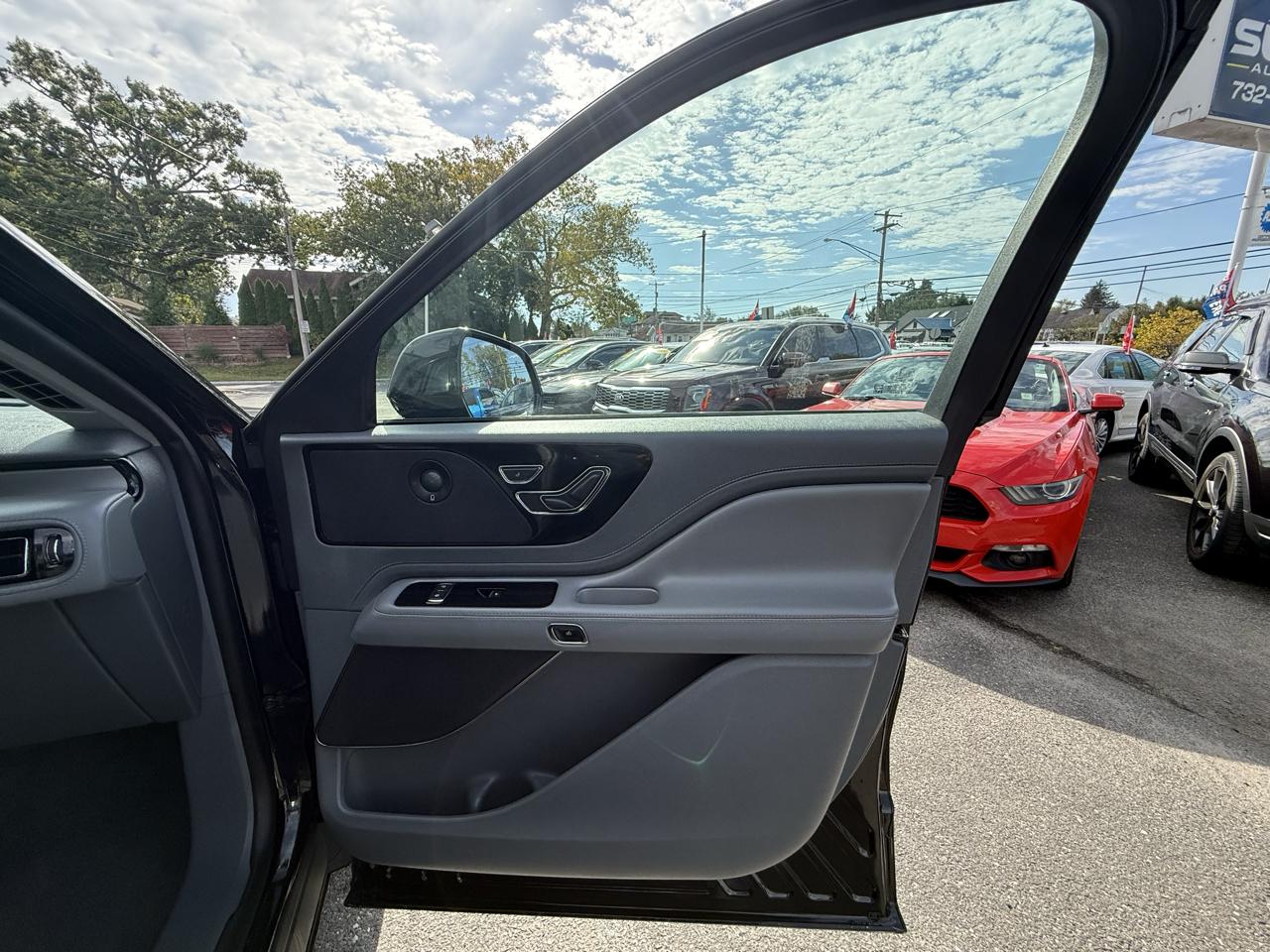 Lincoln Aviator Reserve AWD 2020