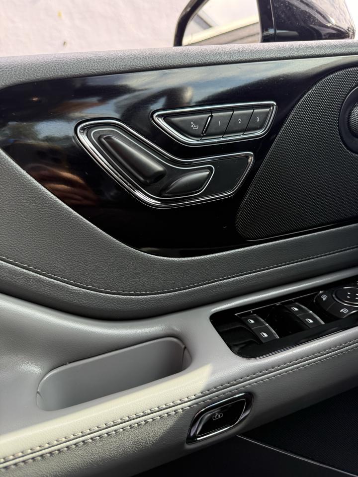Lincoln Aviator Reserve AWD 2020