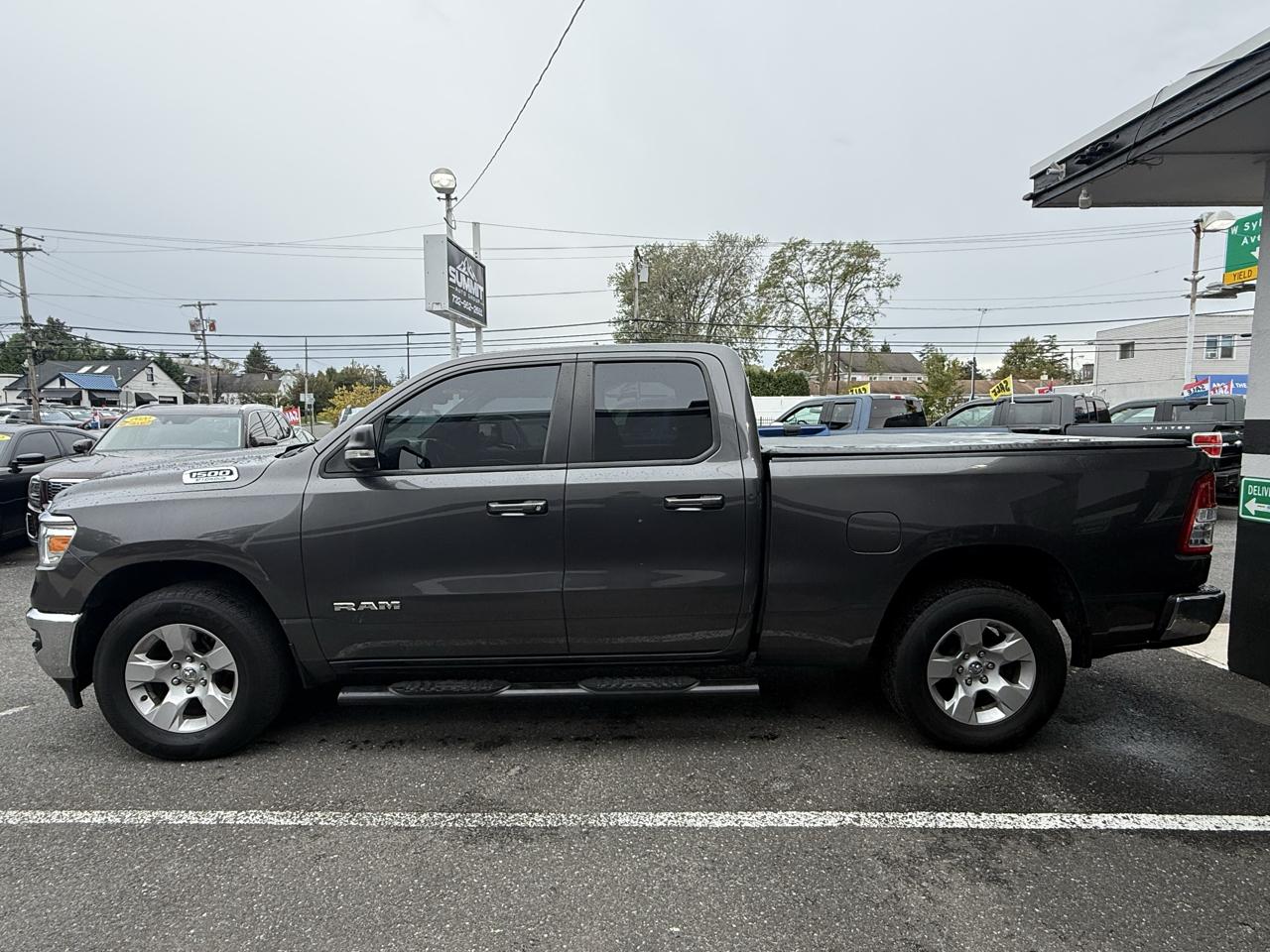 RAM 1500 Lone Star Crew Cab SB 4WD 2022