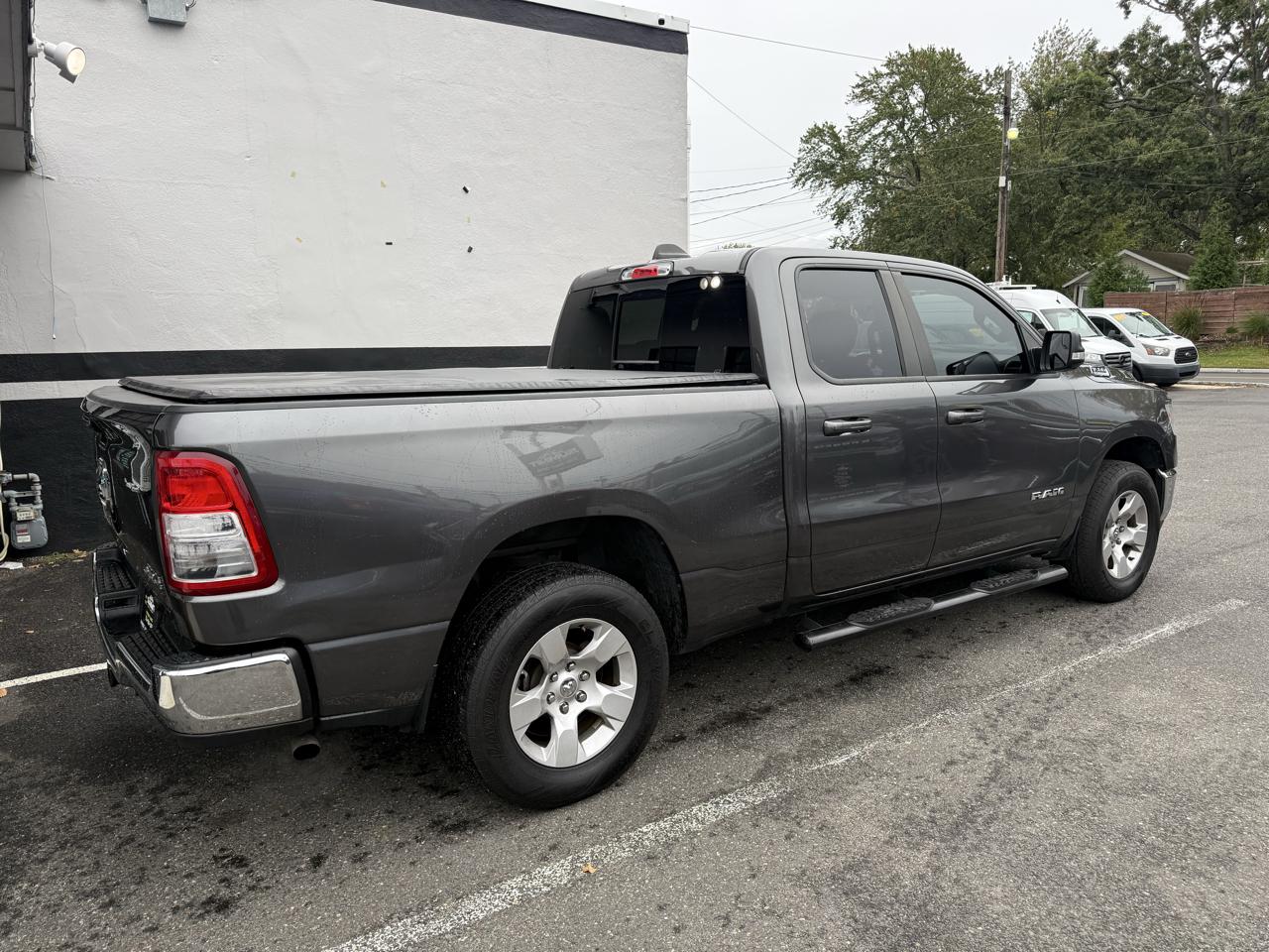 RAM 1500 Lone Star Crew Cab SB 4WD 2022