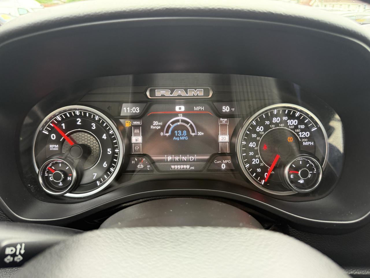 RAM 1500 Lone Star Crew Cab SB 4WD 2022