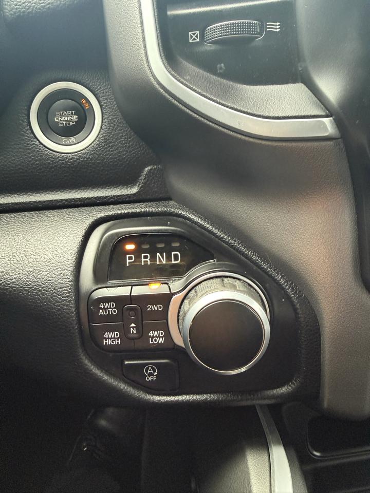 RAM 1500 Lone Star Crew Cab SB 4WD 2022