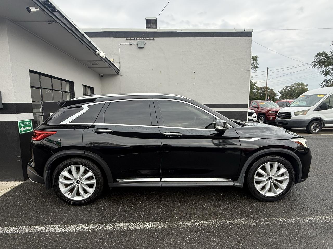 Infiniti QX50 ESSENTIAL AWD 2019