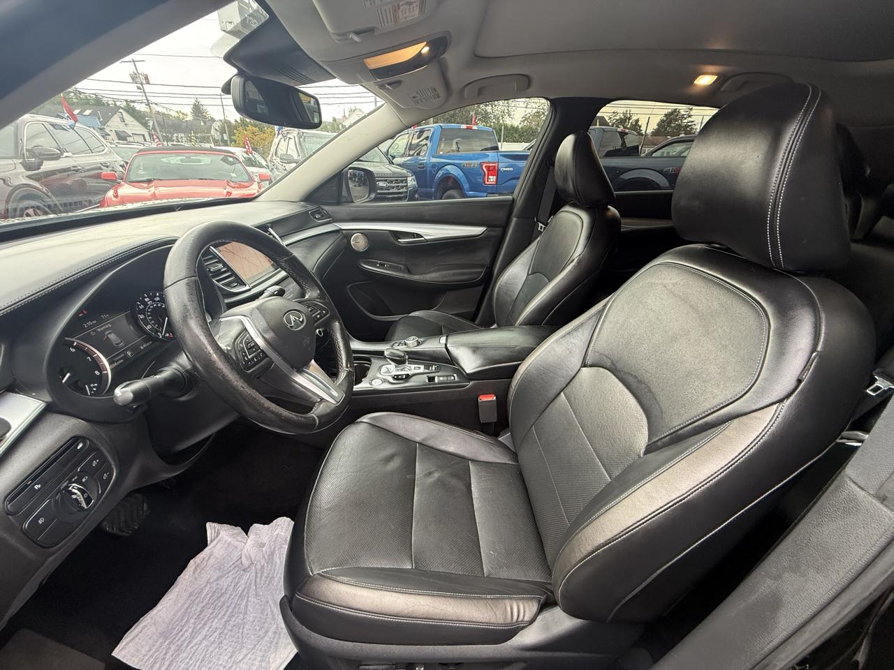 Infiniti QX50 ESSENTIAL AWD 2019