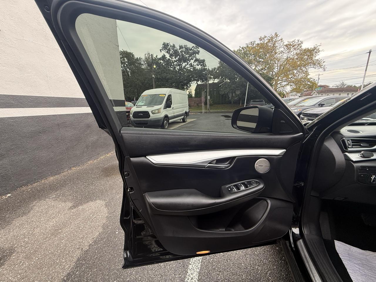 Infiniti QX50 ESSENTIAL AWD 2019