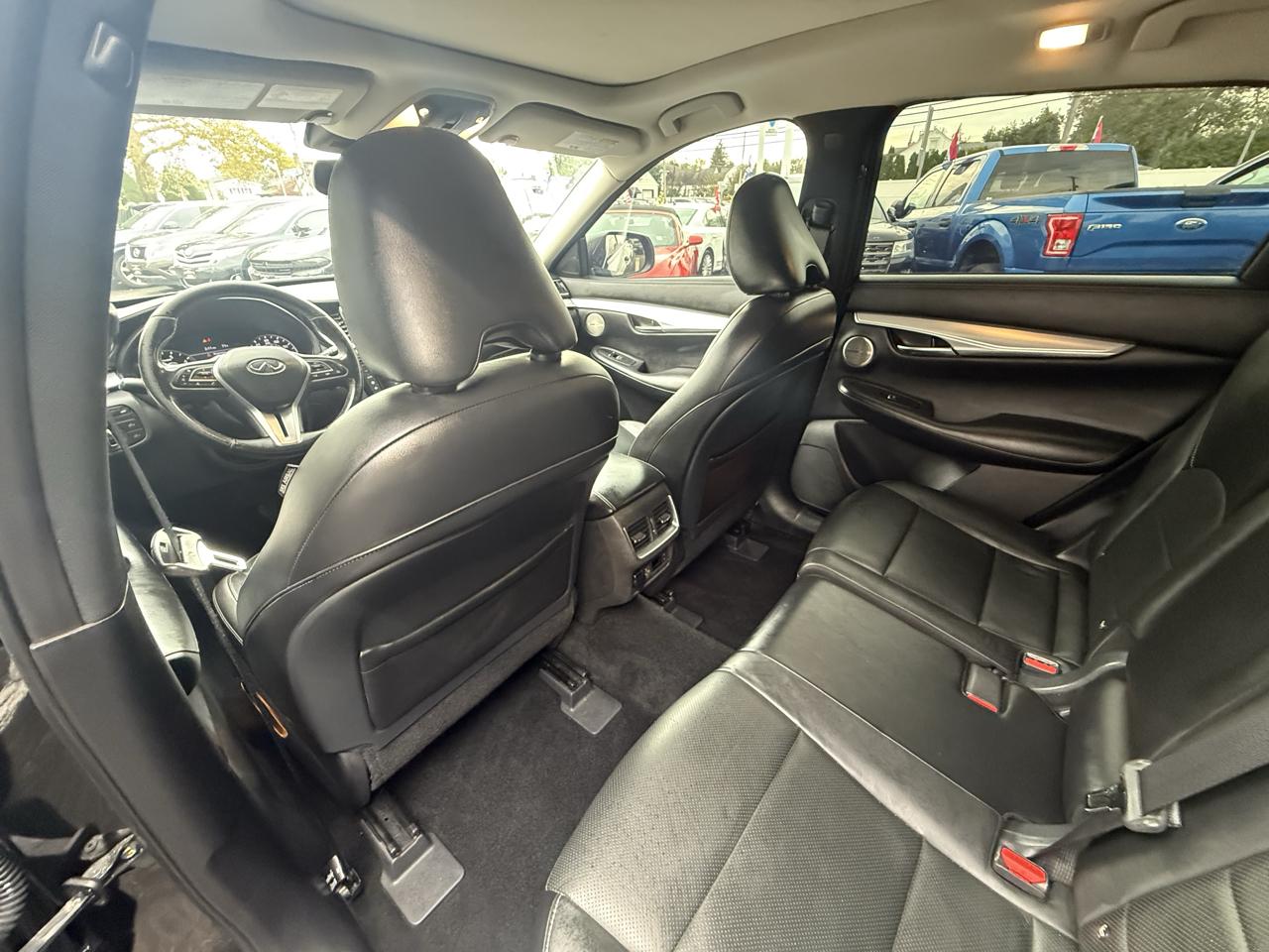 Infiniti QX50 ESSENTIAL AWD 2019