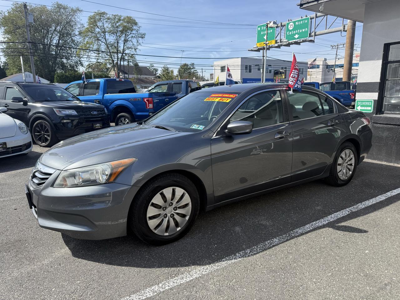 Honda Accord LX sedan AT 2012