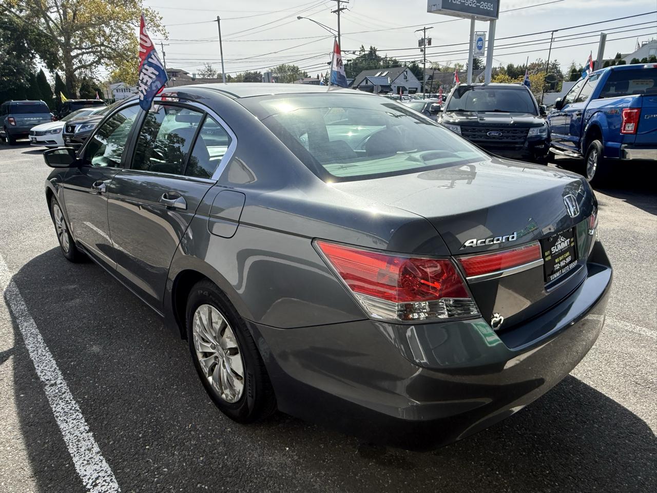 Honda Accord LX sedan AT 2012