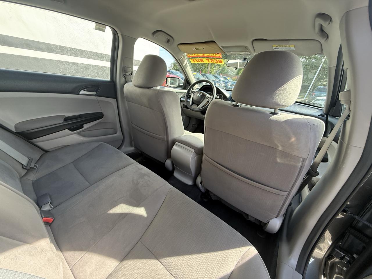 Honda Accord LX sedan AT 2012