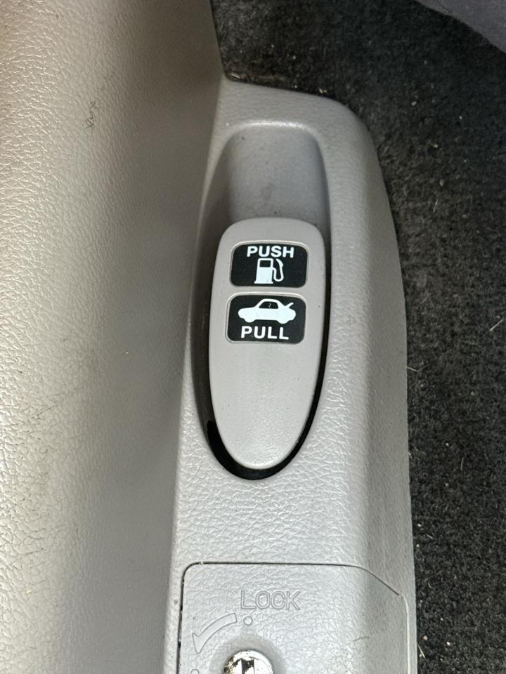 Honda Accord LX sedan AT 2012