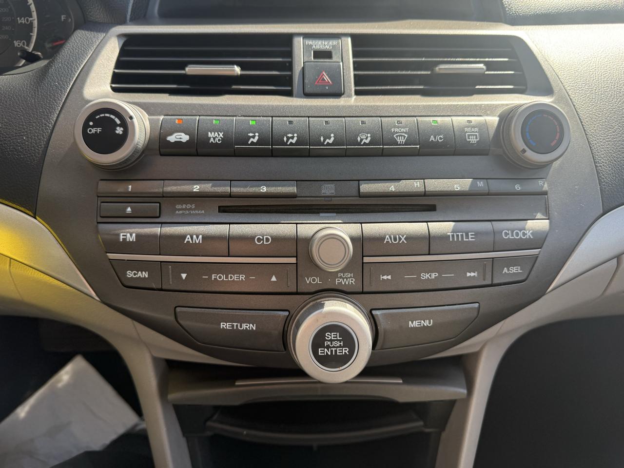 Honda Accord LX sedan AT 2012