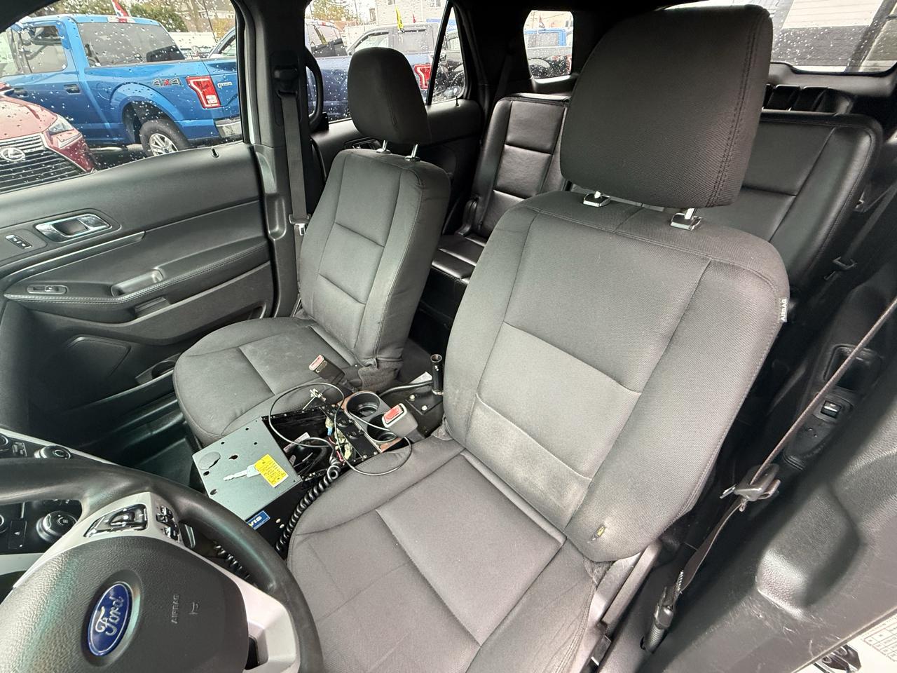 Ford Explorer Police 4WD 2015