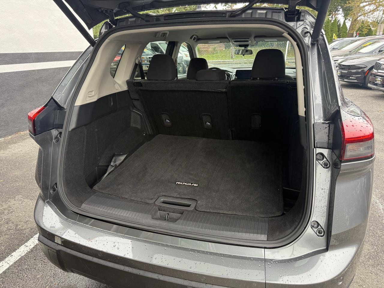 Nissan Rogue SV AWD 2024