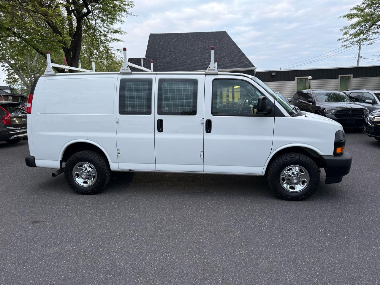 Chevrolet Express 2500  2020