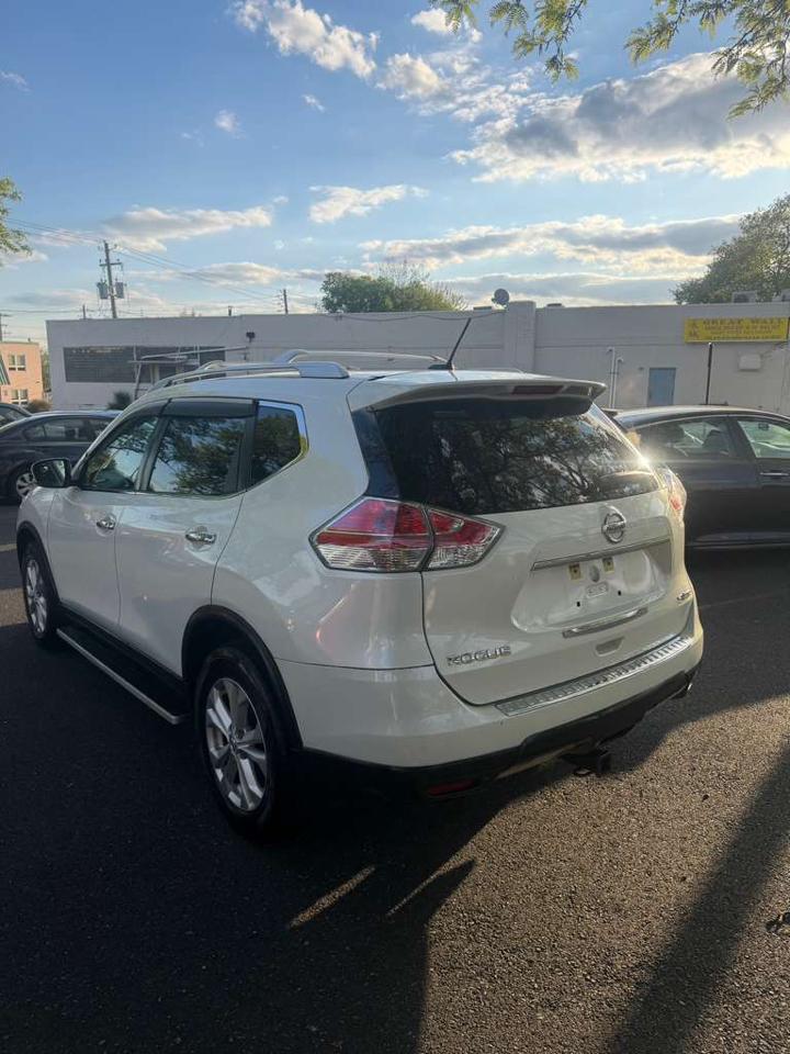 Nissan Rogue  2016