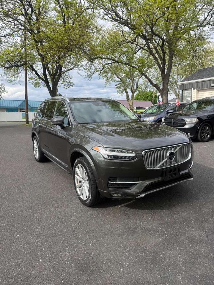 Volvo XC90  2018