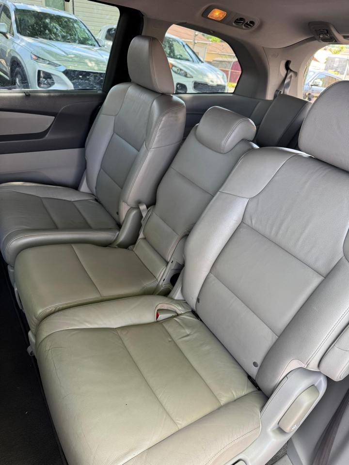 Honda Odyssey  2012